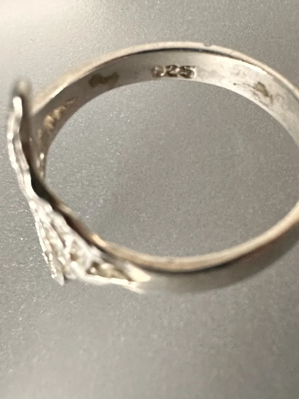 Sterling silver filigree ring, size 6.25